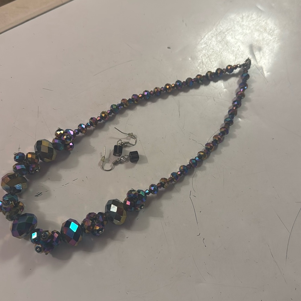 Multicolor purple necklace with earrings